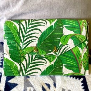 Stella & Dot City Slim Clutch- green natural botanical print